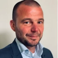 Dr. A. Blom